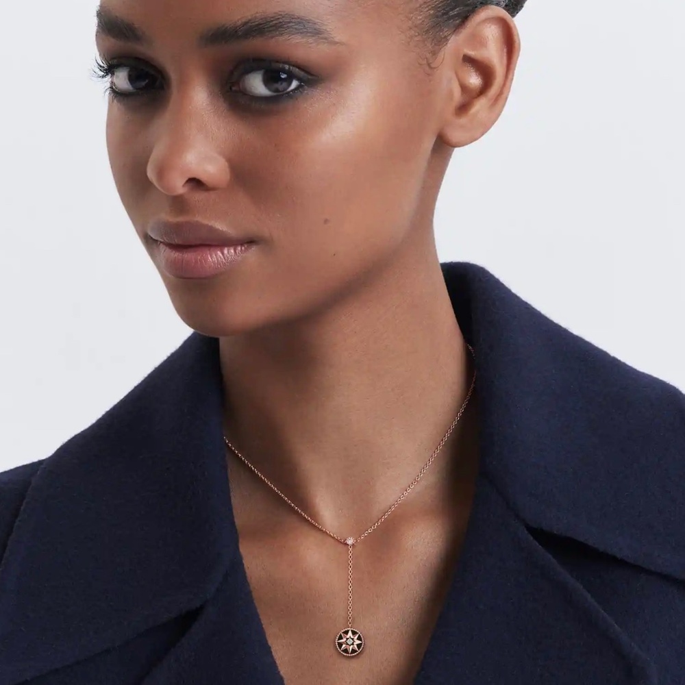 Dior necklace worn once like new